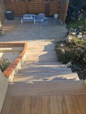 Rénovation d'un escalier en carrelage à Montberon 